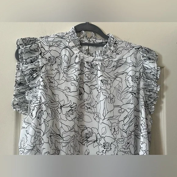 T Tahari Floral Cap Sleeve Top - Black and White Polyester, Women’s Size Large - Picture 8 of 16